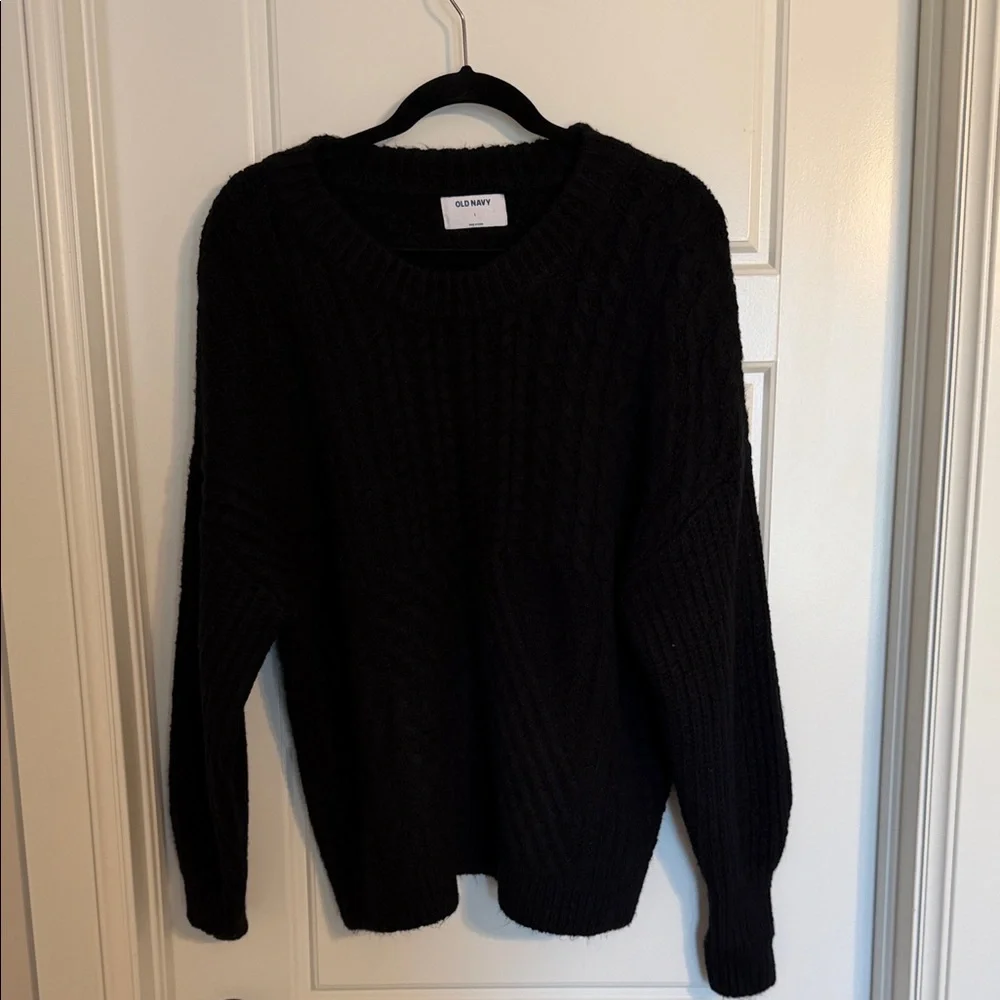 Old Navy Women's Classic Black Crew Neck Sweater - Picture 1 of 5